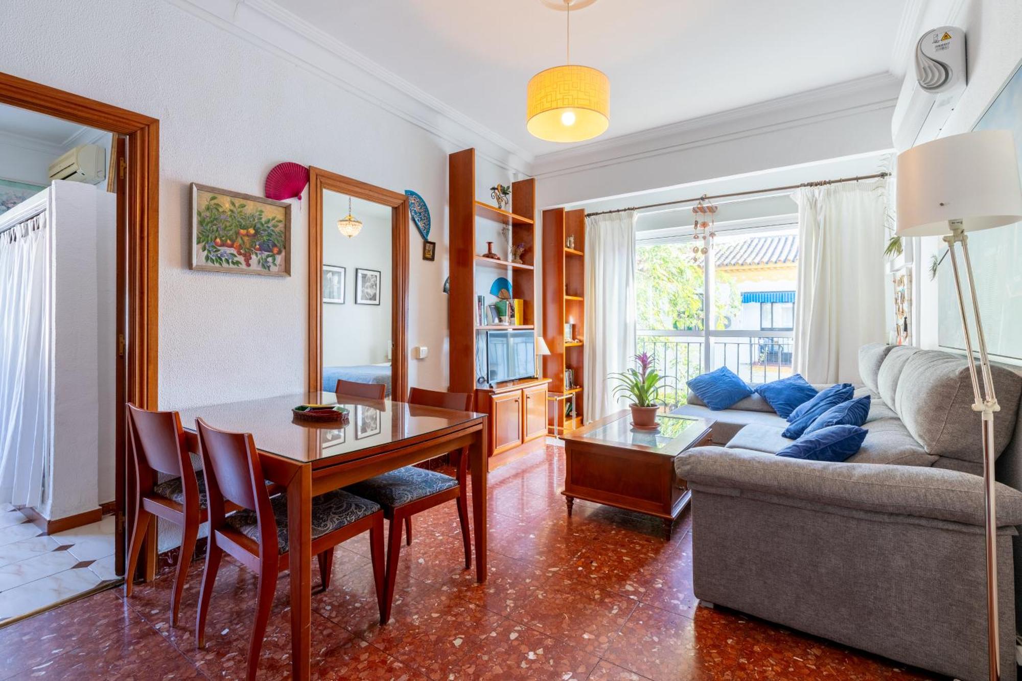 Apartamento Triana Los Remedios Sevilha Exterior foto