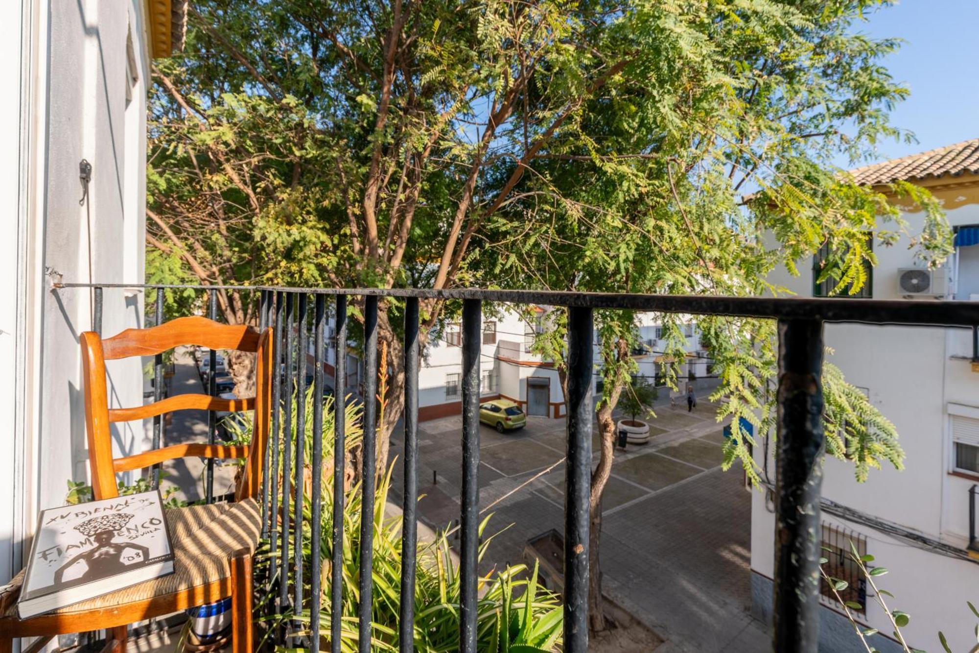 Apartamento Triana Los Remedios Sevilha Exterior foto