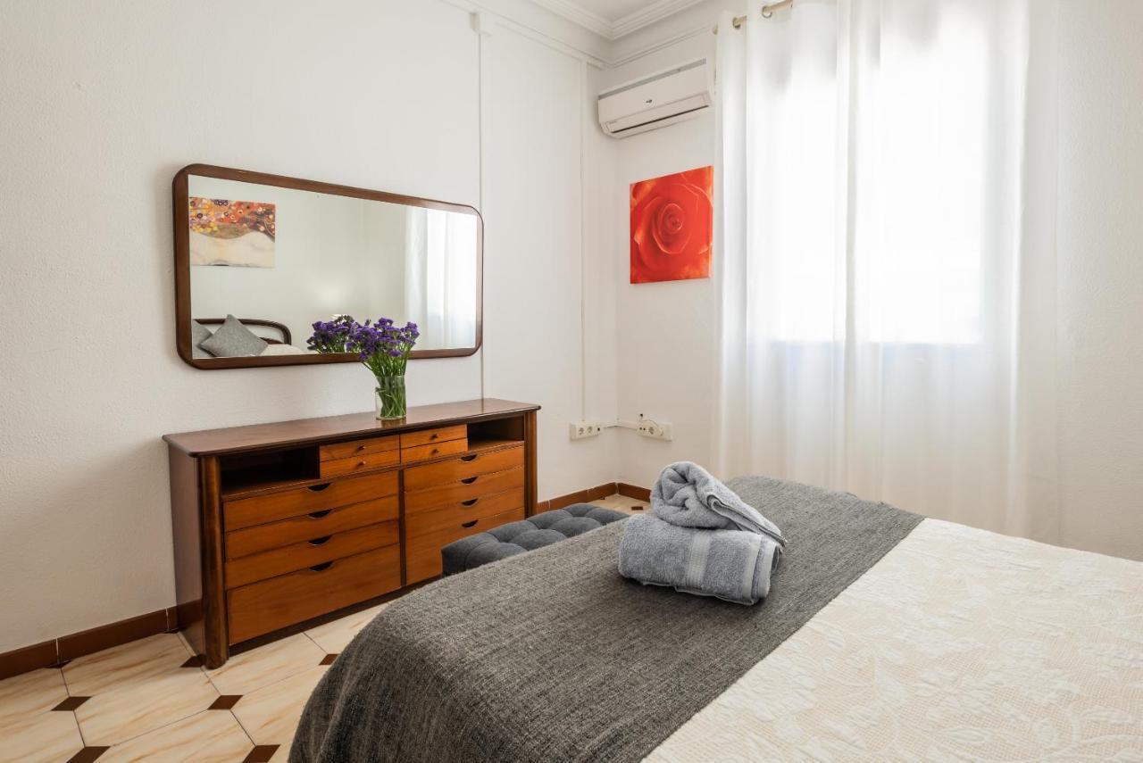 Apartamento Triana Los Remedios Sevilha Exterior foto