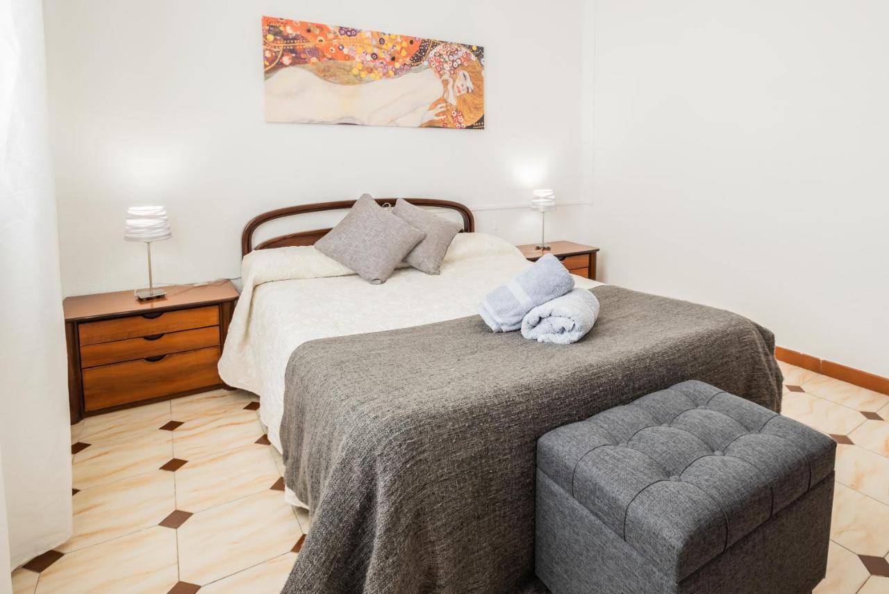 Apartamento Triana Los Remedios Sevilha Exterior foto